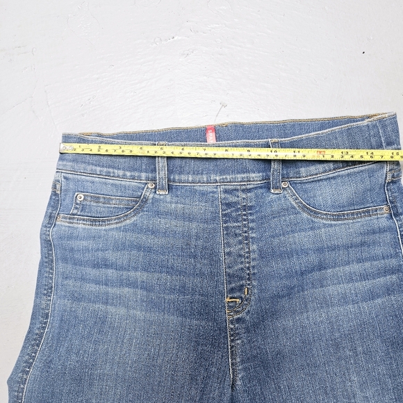 SPANX Sz L ShapeWear Light Blue 360 Authentic Wide Leg Denim Jeans - Picture 8 of 11